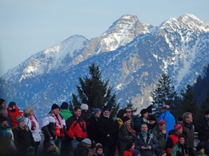 Blick aus dem Stadion in die Bergwelt